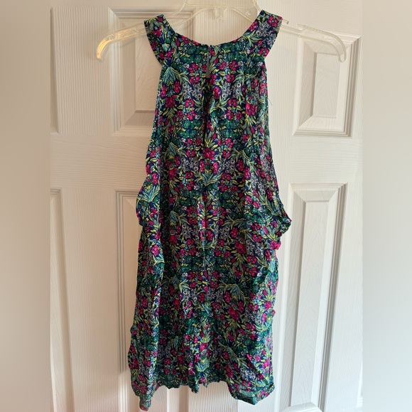 Floral tank🌸 - Picture 5 of 6